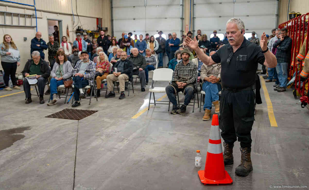 Judge dismisses howitzer testing applicant’s lawsuit against state officials