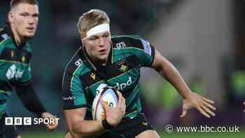 Northampton back-rower Pearson signs new contract