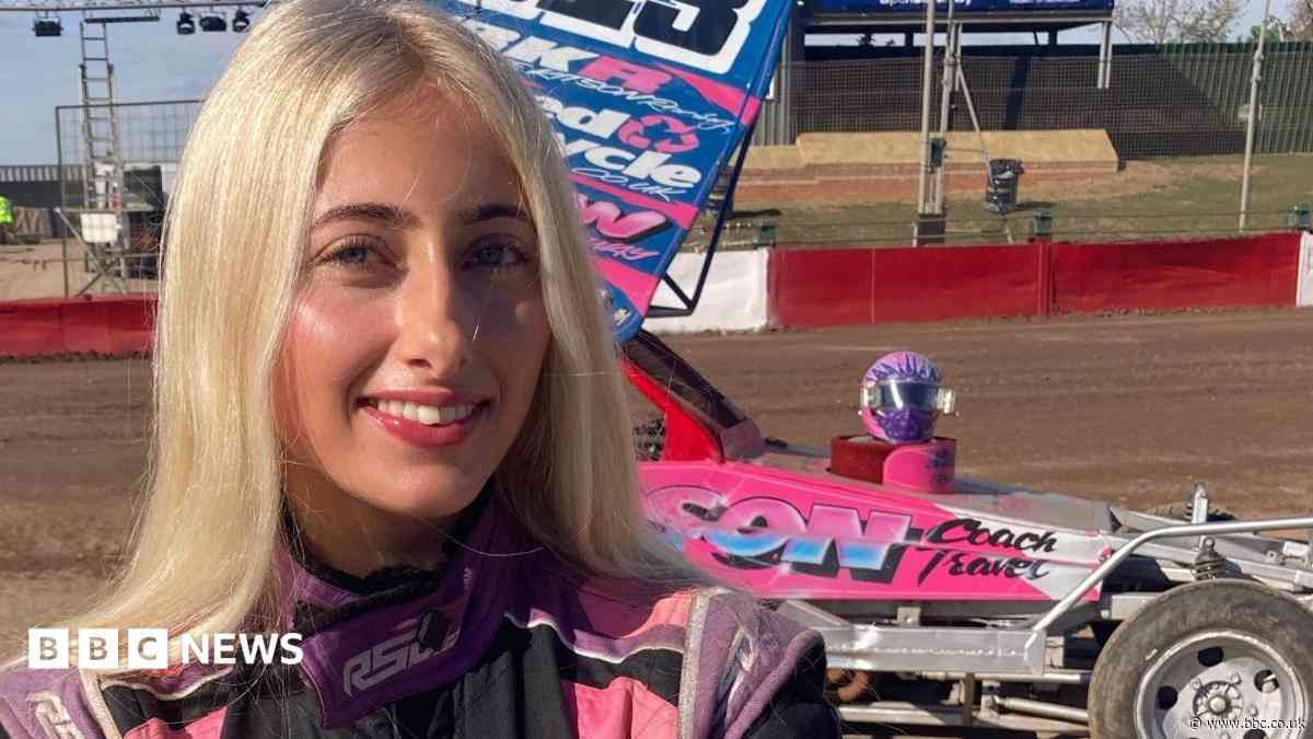Stock car driver, 18, inspired by dad in world bid