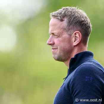 Trainer Mark Looms en Urk uit elkaar | Proost debuteert in Oranje-selectie