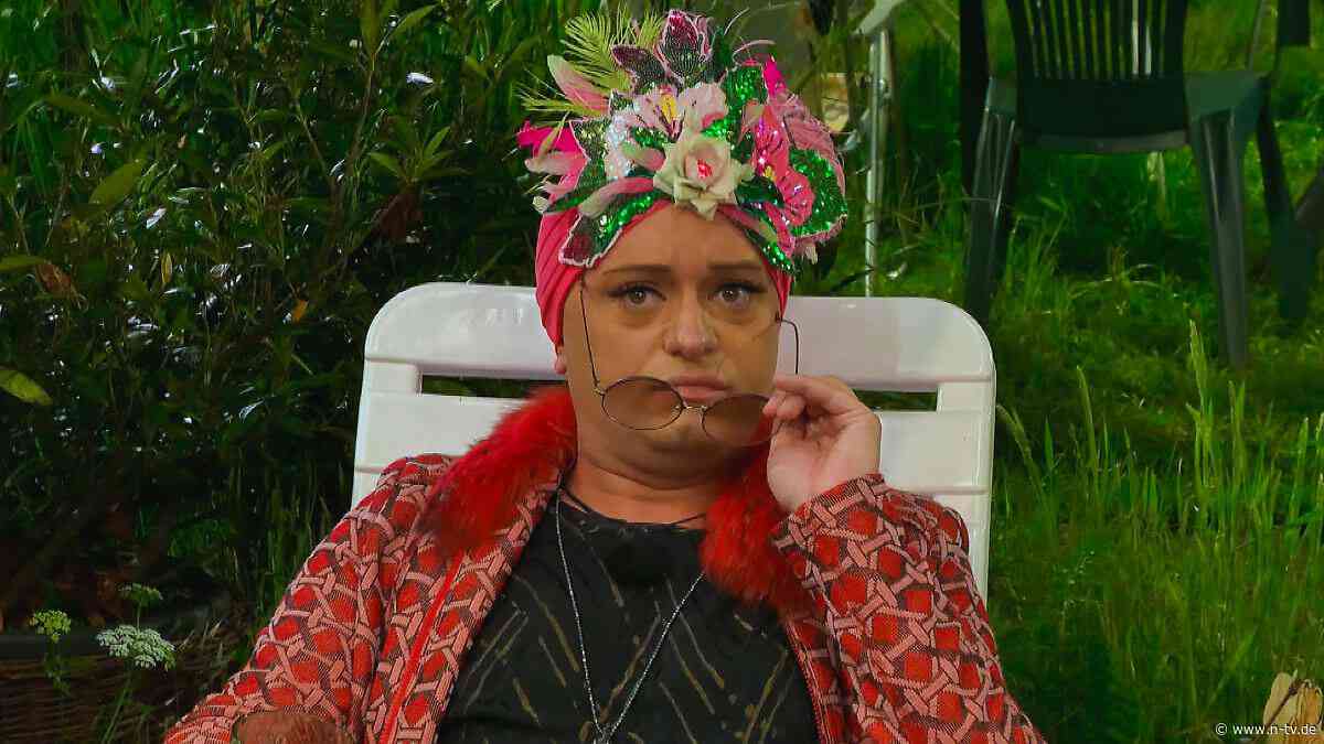 Sommerhaus - Folge 5: "Warum haben wir zugelassen, dass so viele Doofe berühmt werden?"