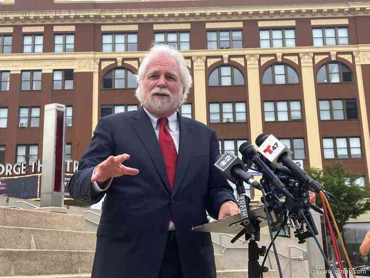 Mamdani’s pied-à-terre tax hit with new lawsuit after homeowners win rollout challenge on Staten Island