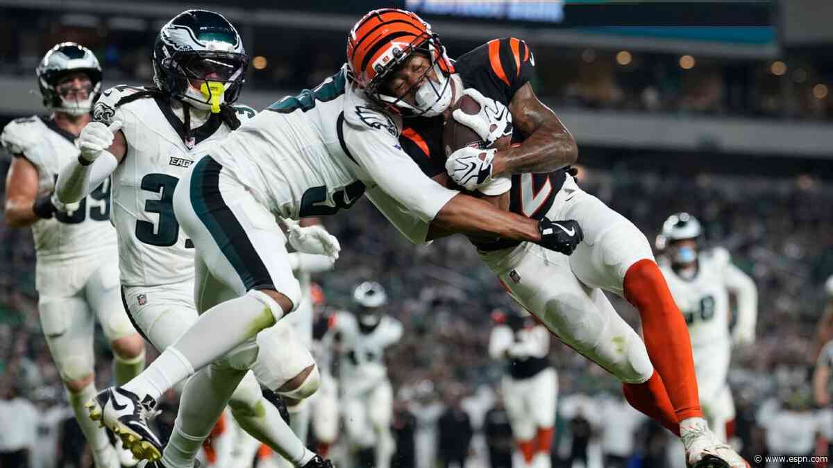 Bengals cut WR Williams after muffed punt, loss vs. Steelers