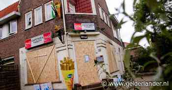 Tien dagen na gasexplosie en brand is het opnieuw onrustig bij leegstaand cafetaria: burgemeester komt uitleg geven