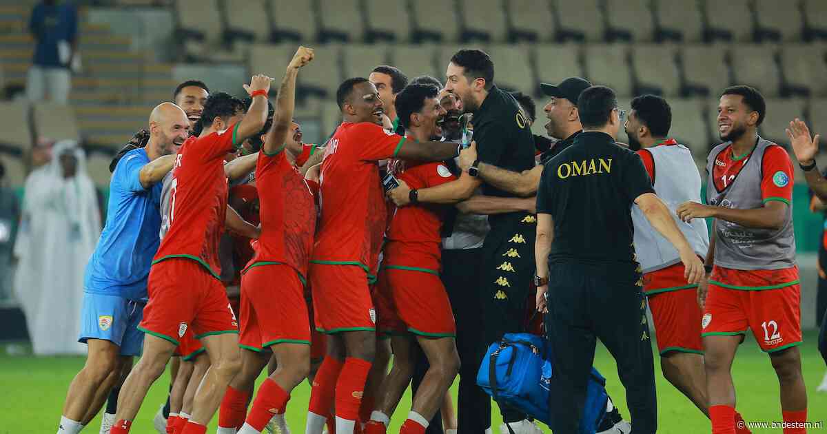 Knotsgekke situatie in Gulf Cup: Oman en Irak precies gelijk in poule, loting bepaalt wie naar halve finales mag