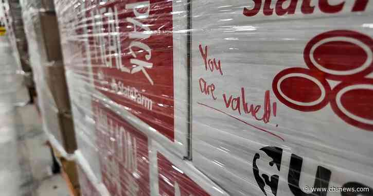 Atlanta Hawks and volunteers pack more than a million meals for hungry Georgia families