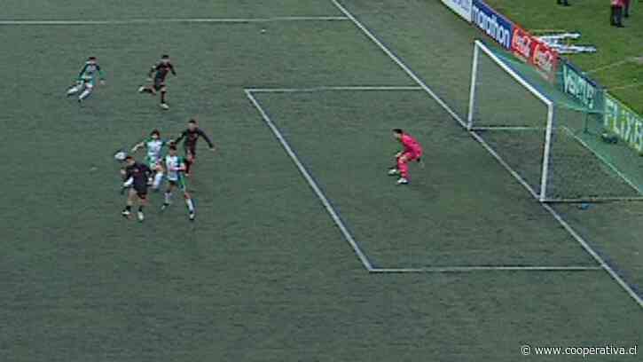 [VIDEO] Colo Colo lamentó gol anulado a Marchant por posición de adelanto ante Puerto Montt