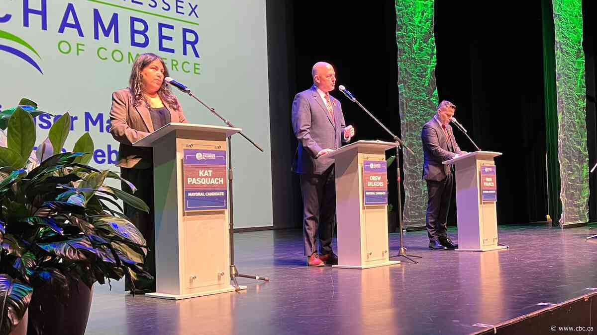 Windsor mayoral candidates face off at chamber debate