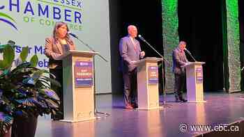 Windsor mayoral candidates face off at chamber debate