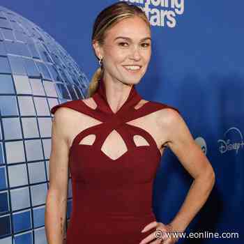 DWTS' Julia Stiles Breaks Down in Tears Over "Popped" Rib Injury