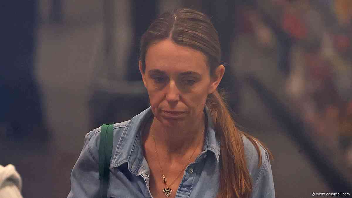 Jacinda Ardern blends in with the locals as she goes shopping in Sydney after splashing $5.3million on Dee Why mansion