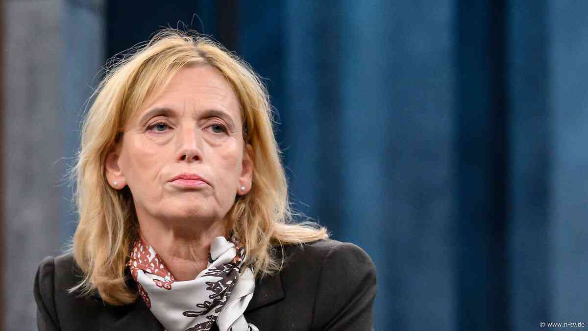 "Sparmaßnahme nochmal prüfen": Familienministerin Prien rüttelt an ihrer eigenen Elterngeld-Kürzung