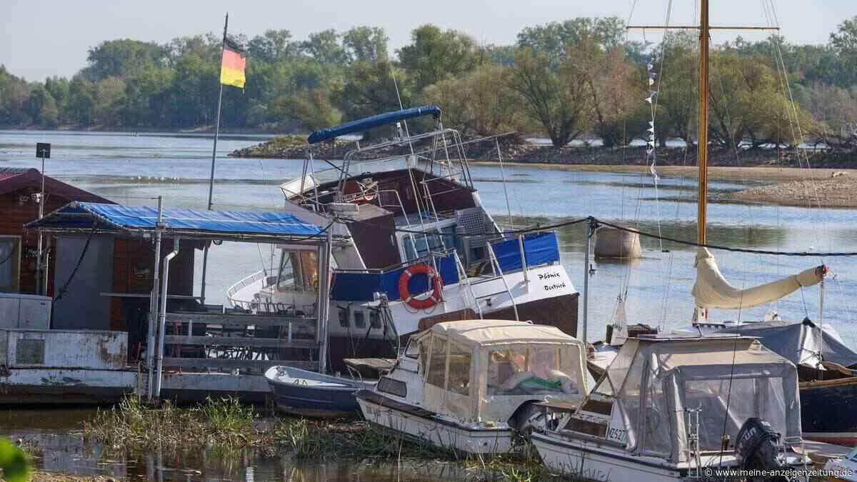 Negative Pegelwerte - Rekordniedrigwasser des Rheins