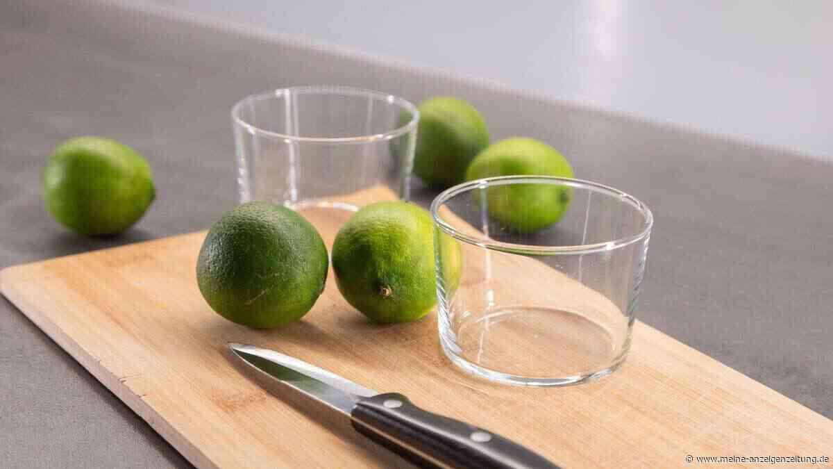 Limette auspressen: Lieber halbieren oder vierteln?