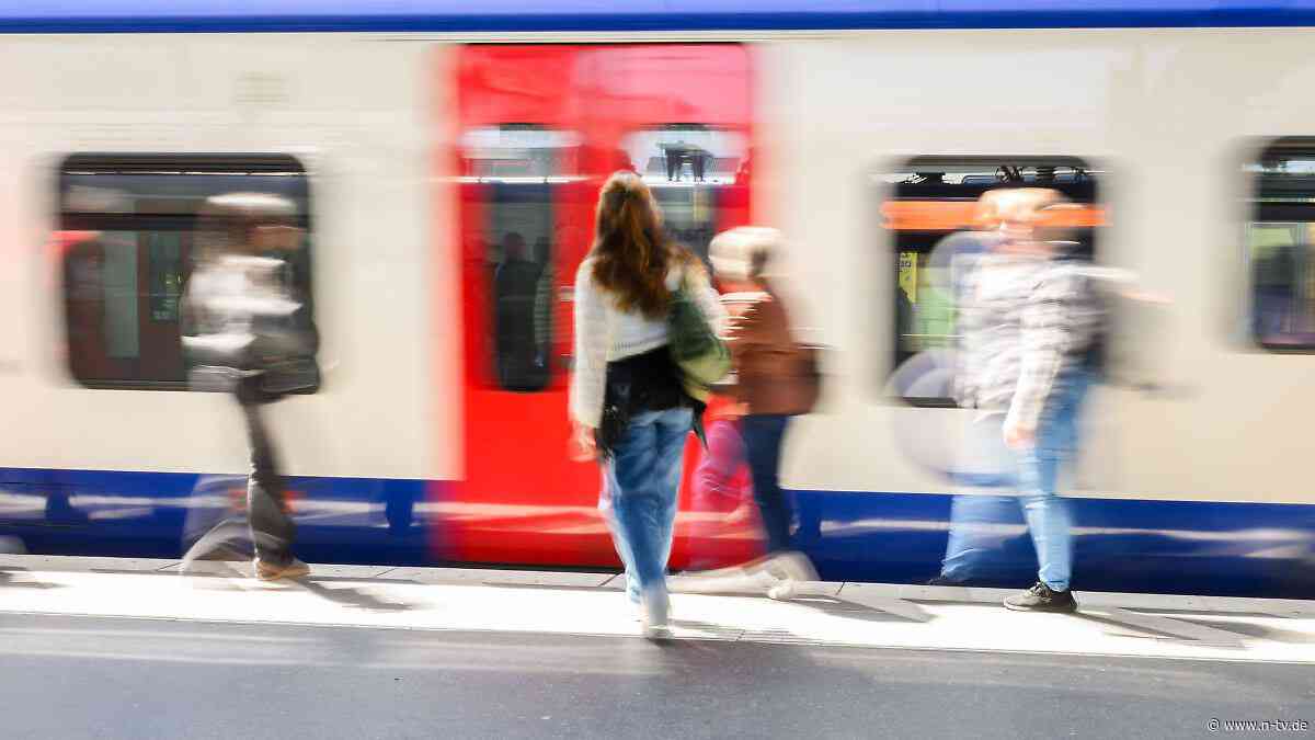 "Es reicht jetzt erst mal": Deutschlandticket könnte bald wieder teurer werden