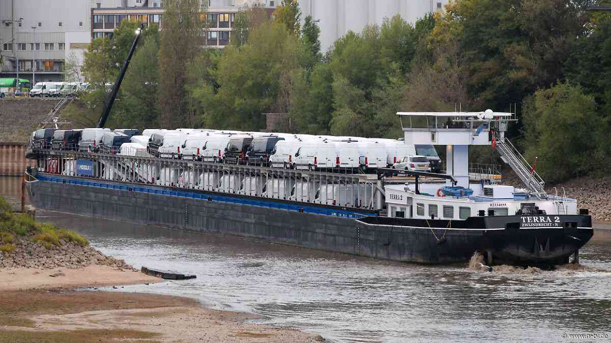 Weiterhin zu wenig Regen: Rekordniedrigwasser am Rhein - Pegel teils im negativen Bereich