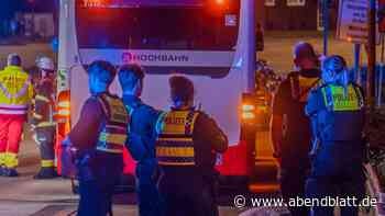 Tragischer Busunfall in Hamburg: Fahrgast steigt aus – wenig später ist er tot