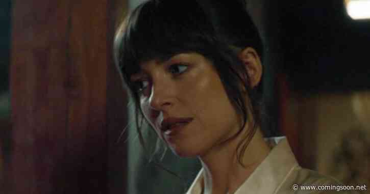 Dakota Johnson & Anne Hathaway’s Verity Bond Has a ‘Naughty’ Twist