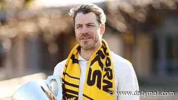 AFL star Isaac Smith ditches footy for breakfast radio replacing Kyle and Jackie O in Melbourne