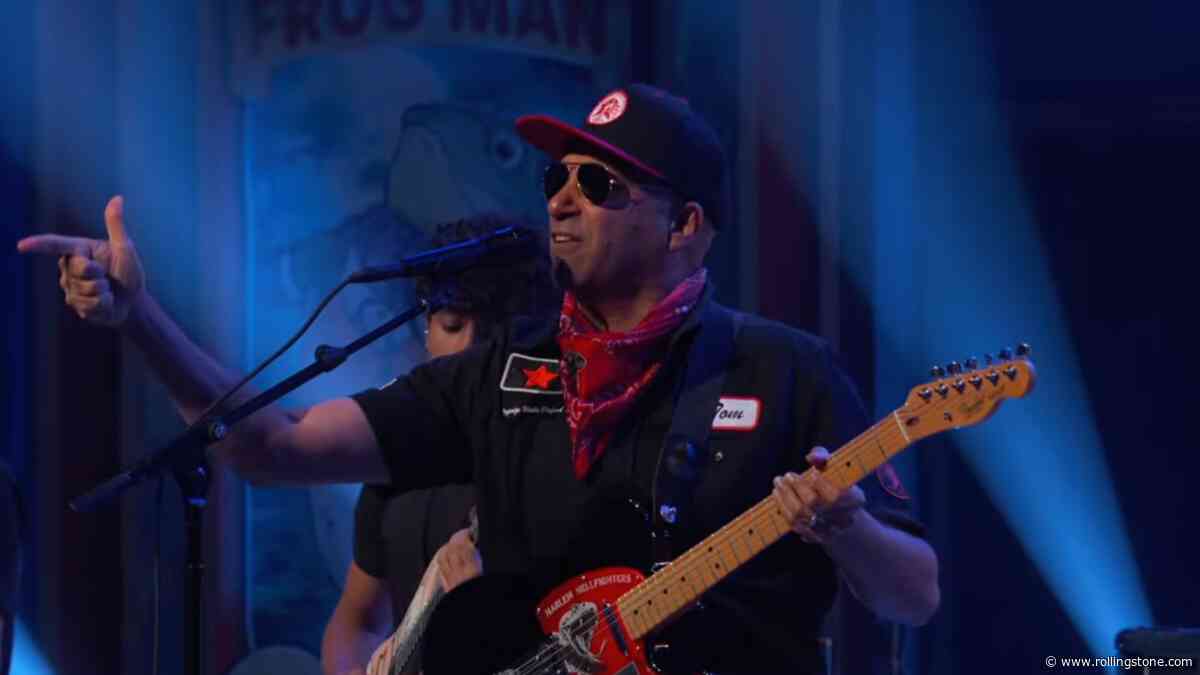 Watch Tom Morello Perform ‘Soldier in the Army of Love’ on ‘Kimmel’
