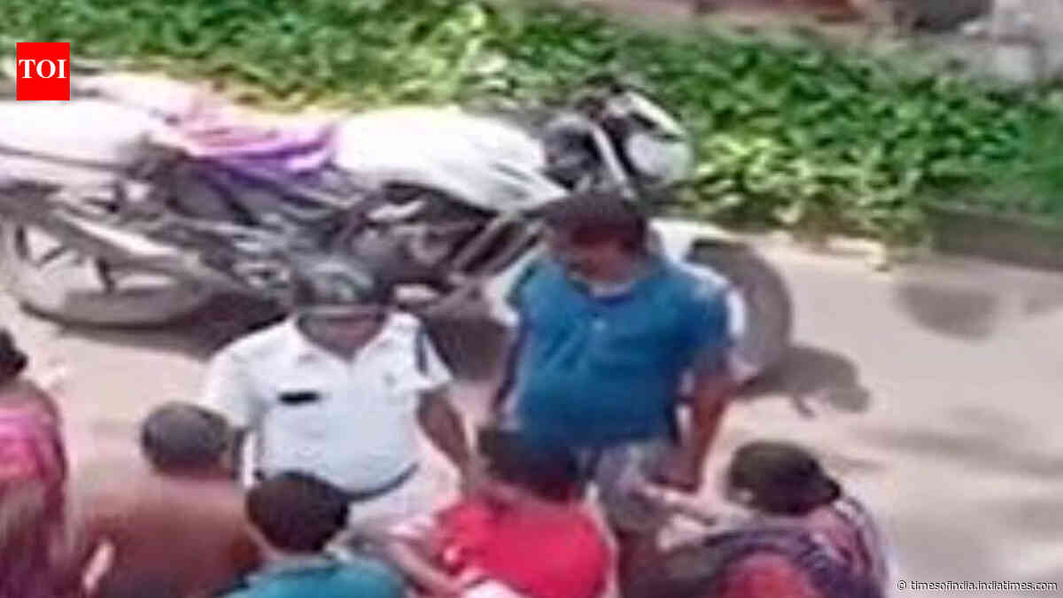 Egg therapy for Bengal BJP neta after protest against loud music