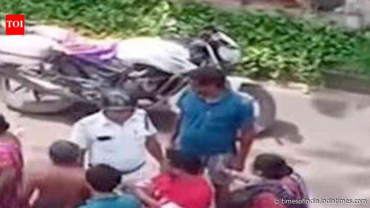 Egg therapy for Bengal BJP neta after protest against loud music