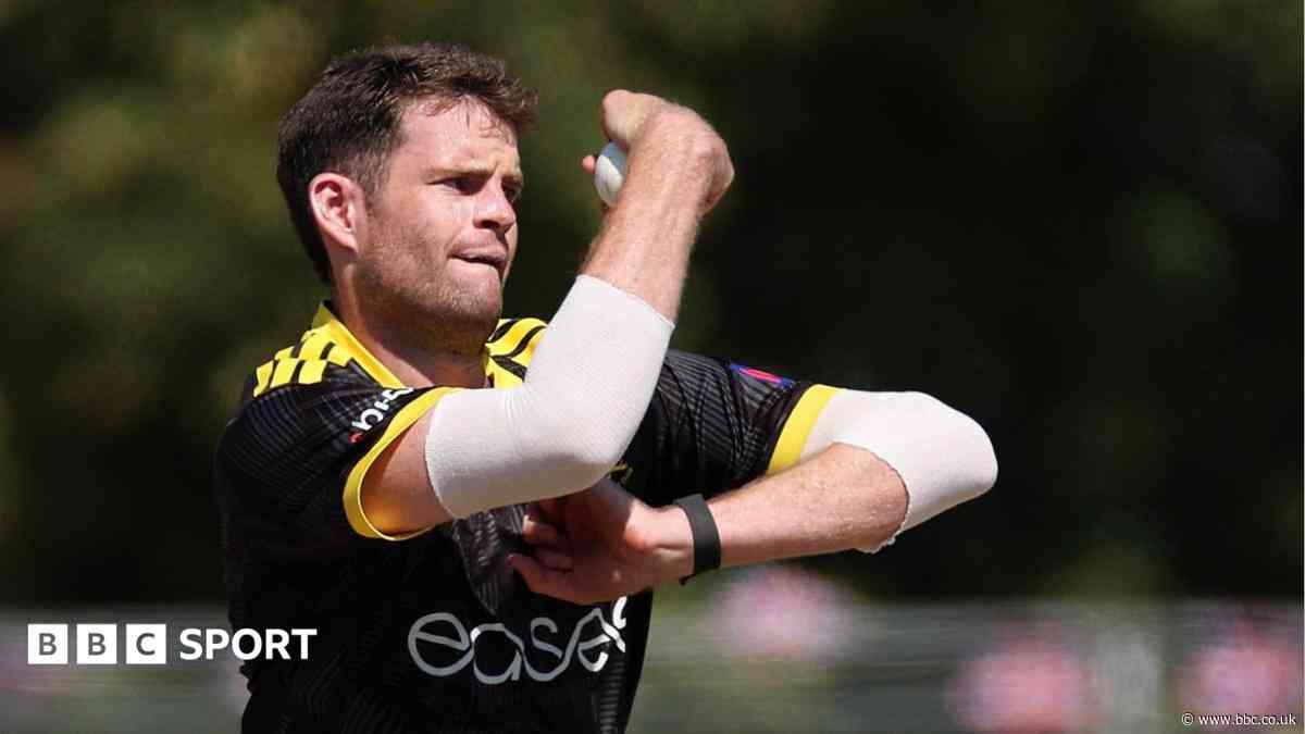 Middleton and Syed to leave Gloucestershire