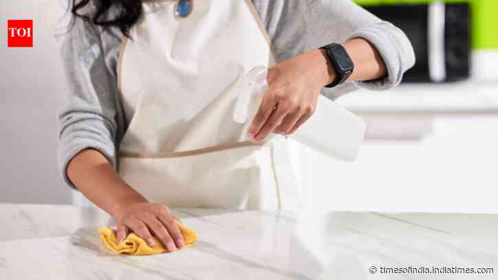 Psychology says people who clean the kitchen slab right after cooking may be doing this to feel in control; know the surprising mental habit behind it