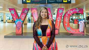 Artist from northwestern Ontario creates huge YWG airport sign for National Day for Truth and Reconciliation