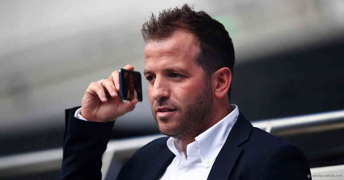 Former Real Madrid star urges Bayern Munich to sign Barcelona midfielder: ‘Would make them a better team’