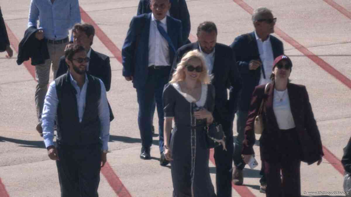 A Villa Certosa il pranzo di famiglia dei Berlusconi per festeggiare il 90° compleanno di Silvio: chi c’era