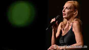 Ute Lemper in Hamburg: Fan-Fotos und tosender Beifall vor dem ersten Ton