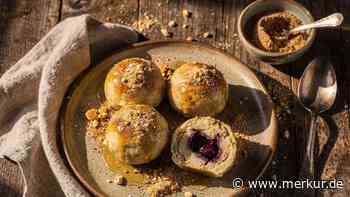 Zwetschgenknödel aus Quarkteig: Einfaches Rezept für das perfekte Herbst-Dessert