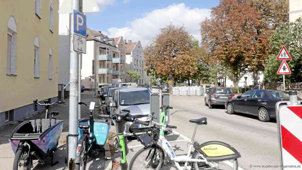 Ärger um gelbe Flecken auf der Straße: Aktion in Augsburger Stadtviertel erzürnt Anwohner
