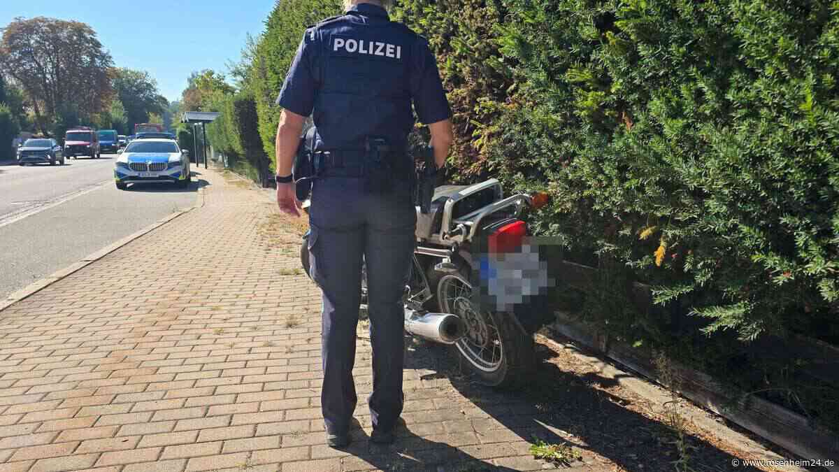 Unfall in Rimsting – Motorrad prallt auf Priener Straße in Auto