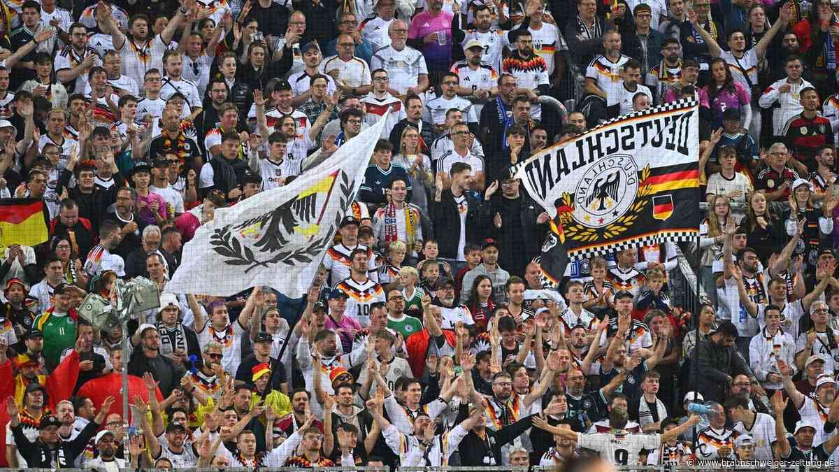 Die Stehplätze sind zurück: Deutschlands Vorsänger erklärt den Stimmungswandel