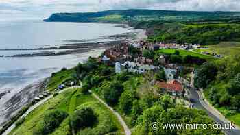 Beautiful village with beach and independent shops that's lovely in the colder months