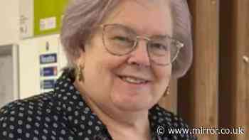 Hospital worker suddenly realises she's having a heart attack after two telltale symptoms