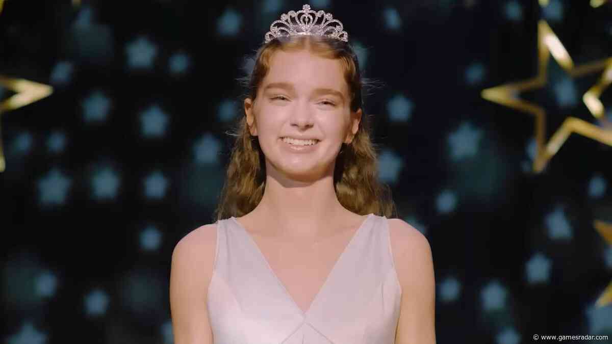 Horror legend Mike Flanagan wants his Amazon show Carrie to run for three seasons, going far beyond Stephen King's story