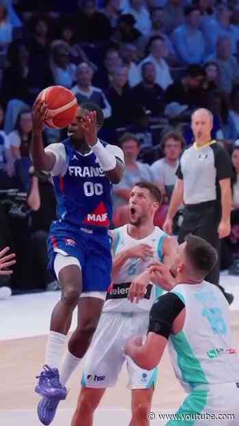 Francisco's vertical had everyone in AWE 😮 #FIBAWC