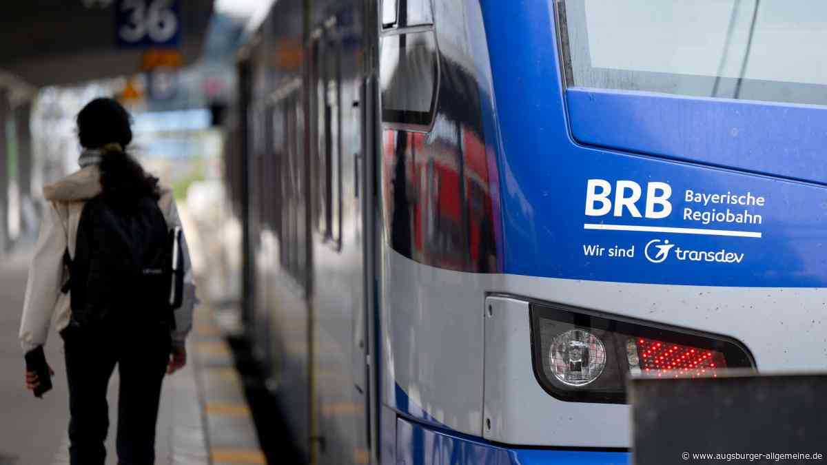 Regionalzug-Streit eskaliert: Bahn hält an Streichungen zwischen Augsburg und München fest