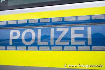 BMW gegen BMW in Plauen: 62-Jährige verletzt sich bei Unfall auf Supermarktparkplatz