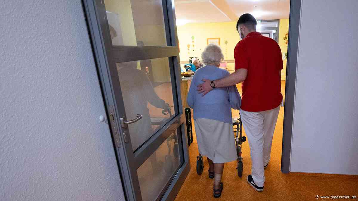 Bundesregierung bringt Pflegereform auf den Weg