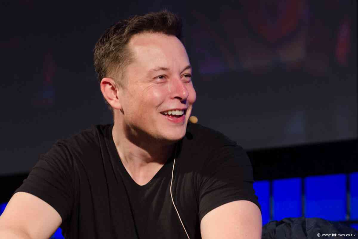 Elon Musk Corrects Himself From AI to SI in Front of Donald Trump During Meeting: 'SI, Pardon Me'