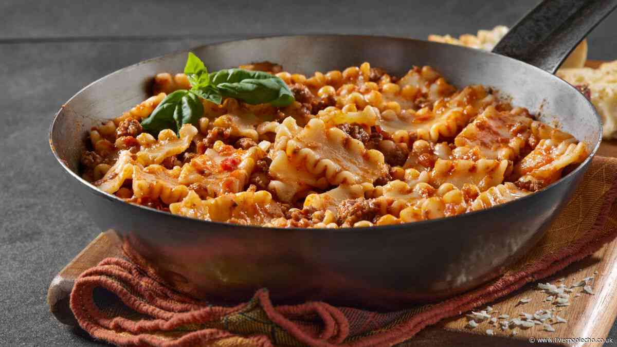 Mary Berry's easy Bolognese pasta bake recipe gets 'clean plates all round'