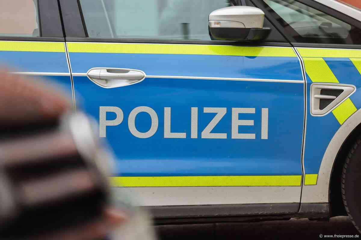 Lichtenstein: Vorfahrt missachtet – 15-Jährige stürzt mit Kleinkraftrad