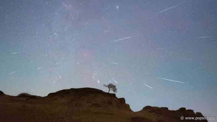 October skygazing: Two meteor showers and two planets at full opposition