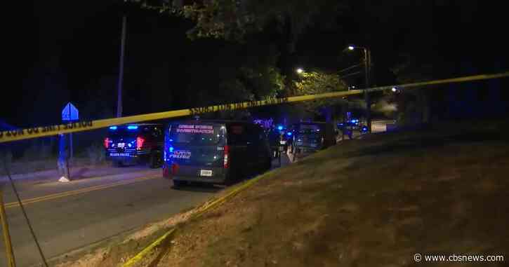 2 teens shot in southwest Atlanta neighborhood, police say