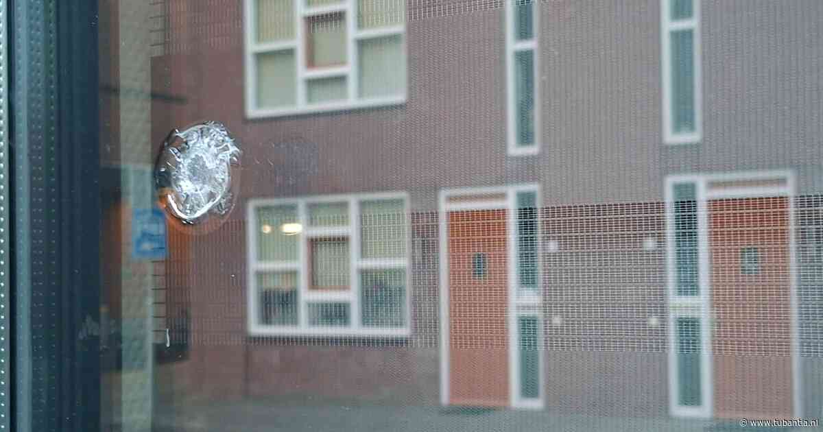 Woning beschoten in Enschede; bewoner heeft ‘geen idee waarom’