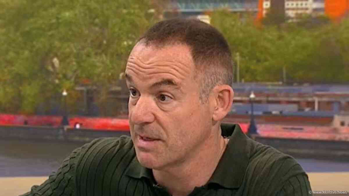 Martin Lewis tells '100,000s' do not miss DWP £3k benefit - eligibility